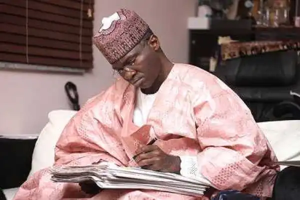 Fashola accuses DISCOs of blackmailing FG